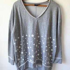 Gray Star Print V-Neck Sweater